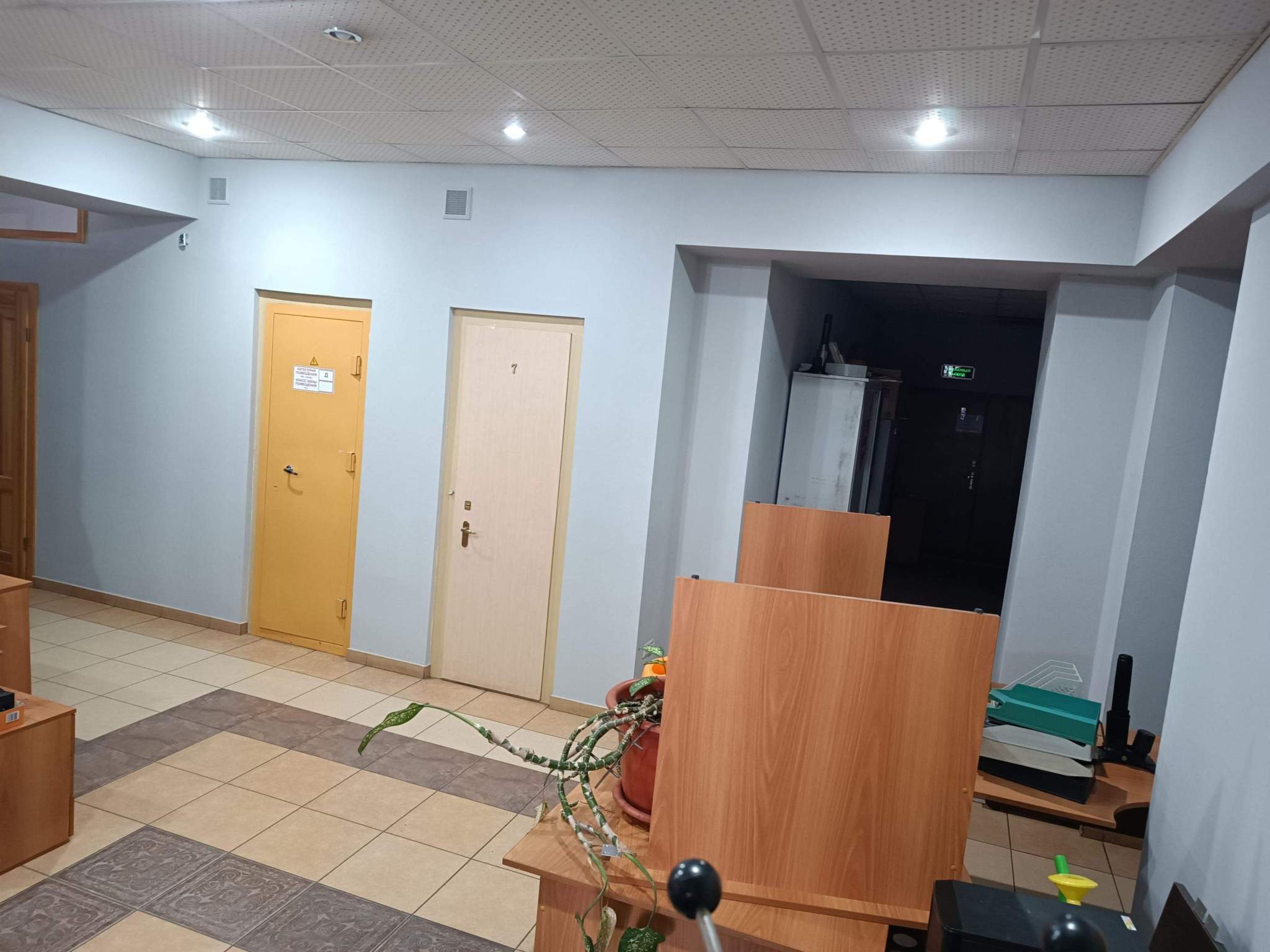Продам офис 624.3 м.кв.