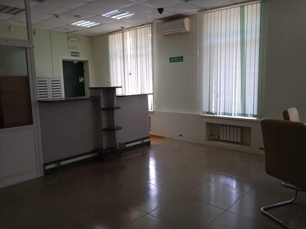Продам офис 295.7 м.кв.