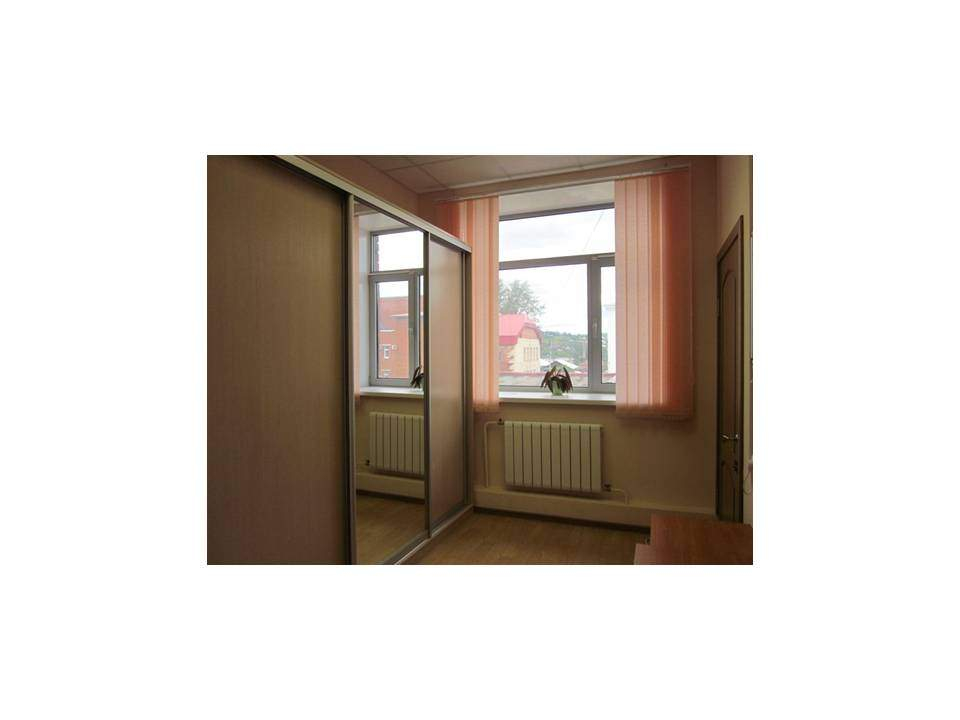 Продам офис 261.7 м.кв.