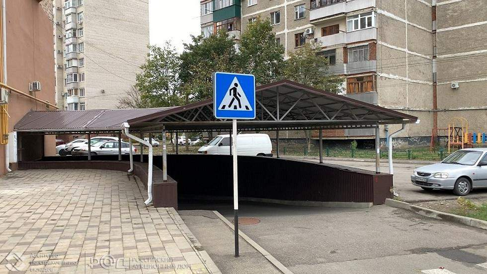 Гараж на продажу в Майкопе, Депутатская ул., 25