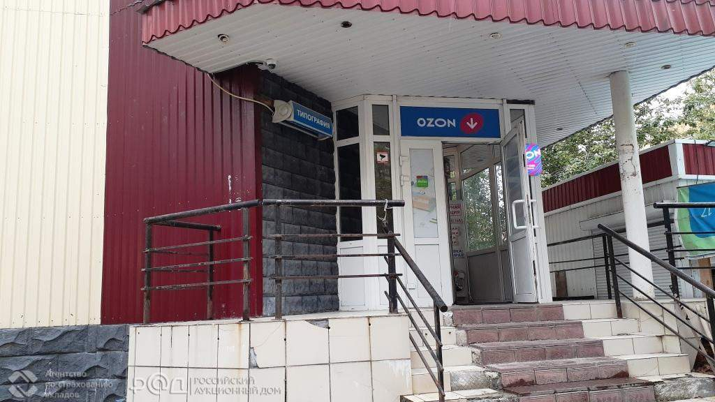 Продам торговое помещение 472.8 м.кв.