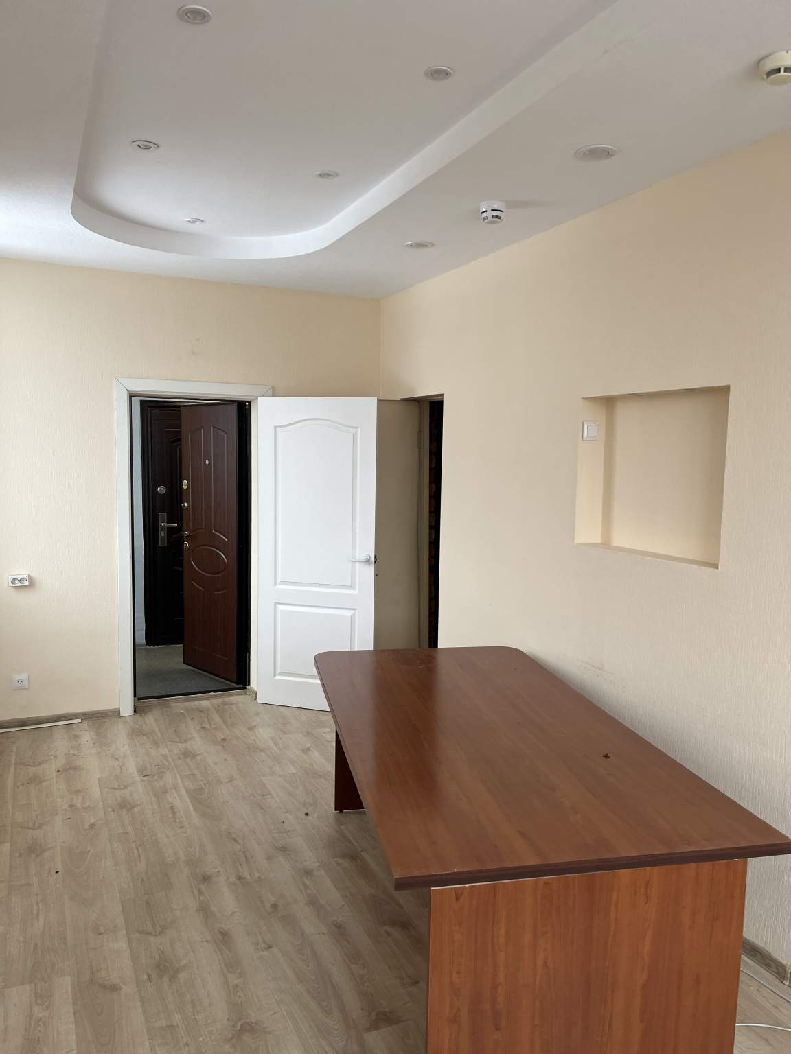 Сдам в аренду офис 22.4 м.кв.