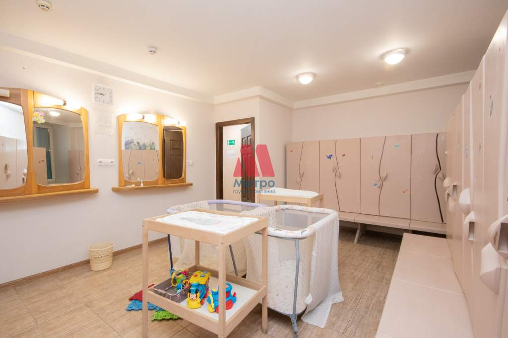 Продам производственное помещение 1400 м.кв.