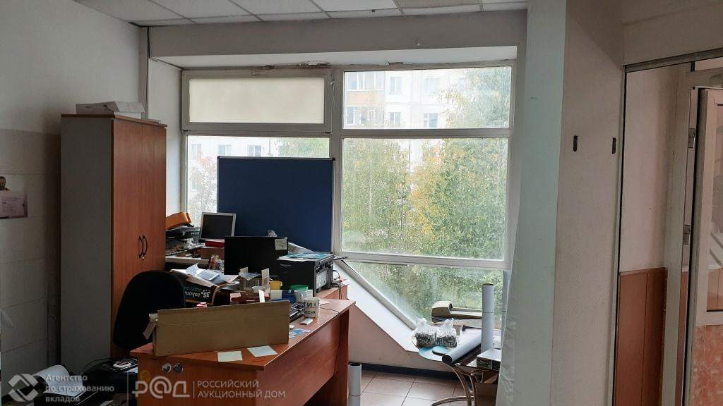 Продам торговое помещение 472.8 м.кв.