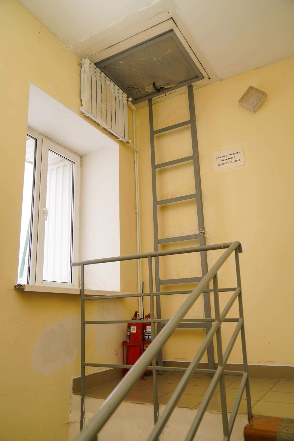 Продам торговое помещение 1352.3 м.кв.