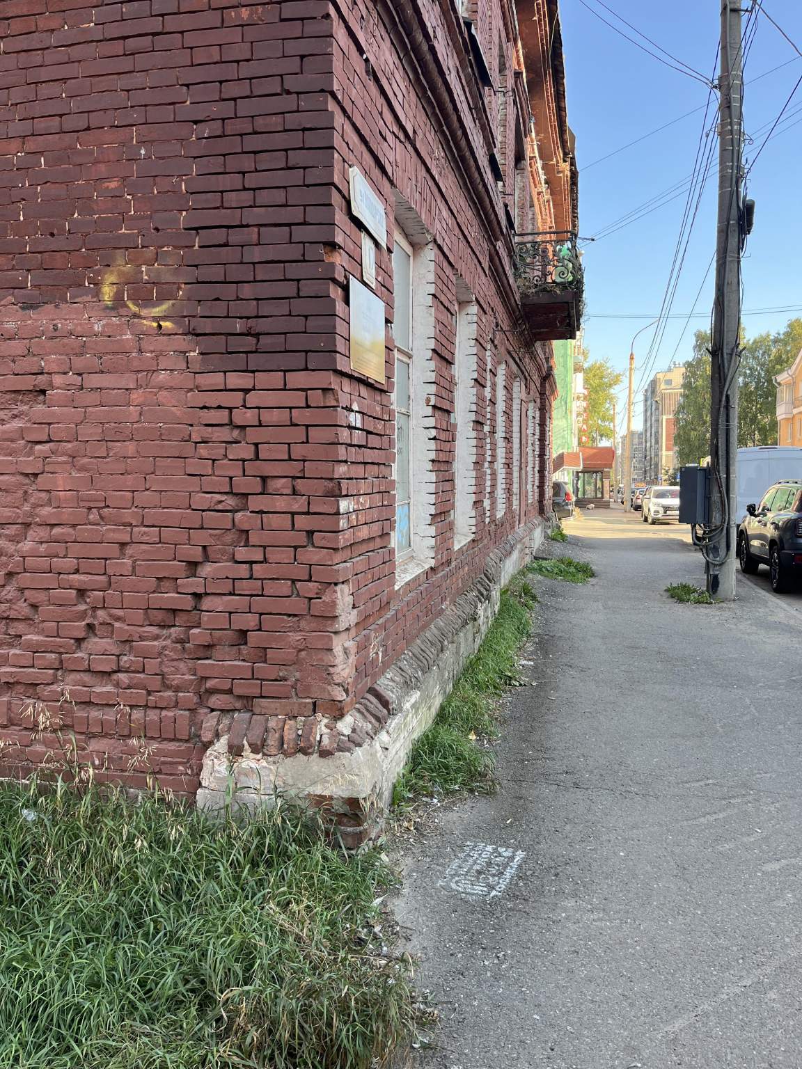 Сдам в аренду торговое помещение 555.1 м.кв.