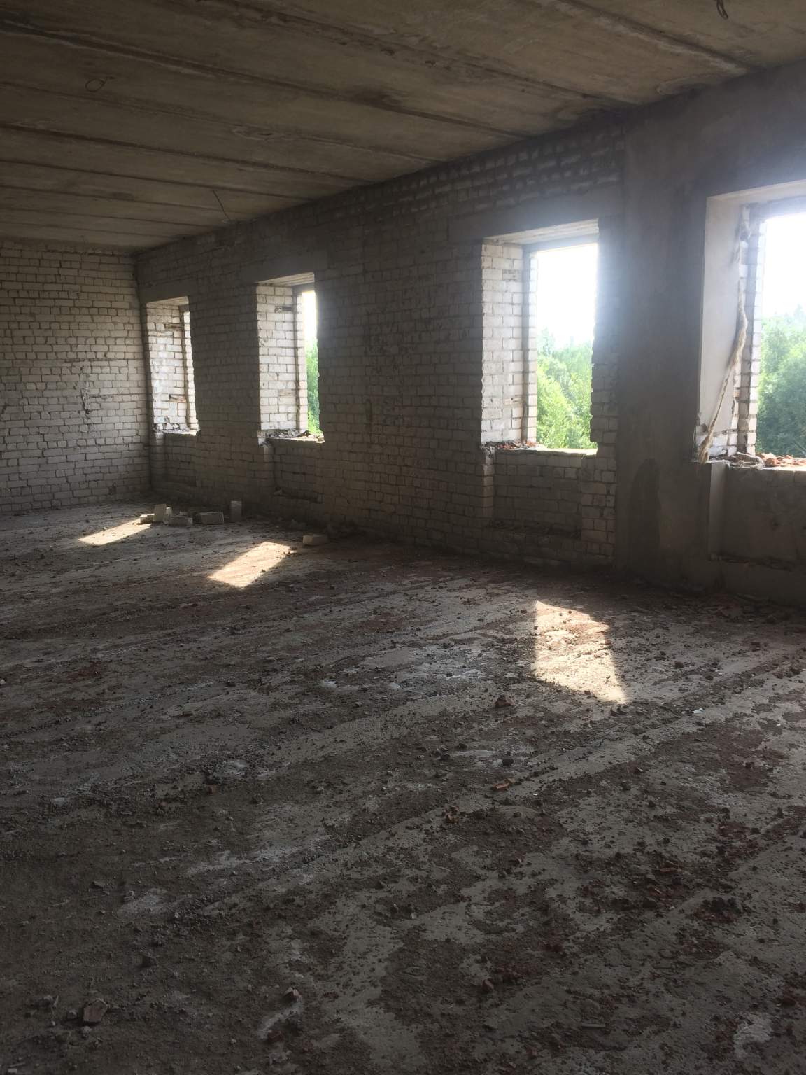 Продам торговое помещение 5326 м.кв.