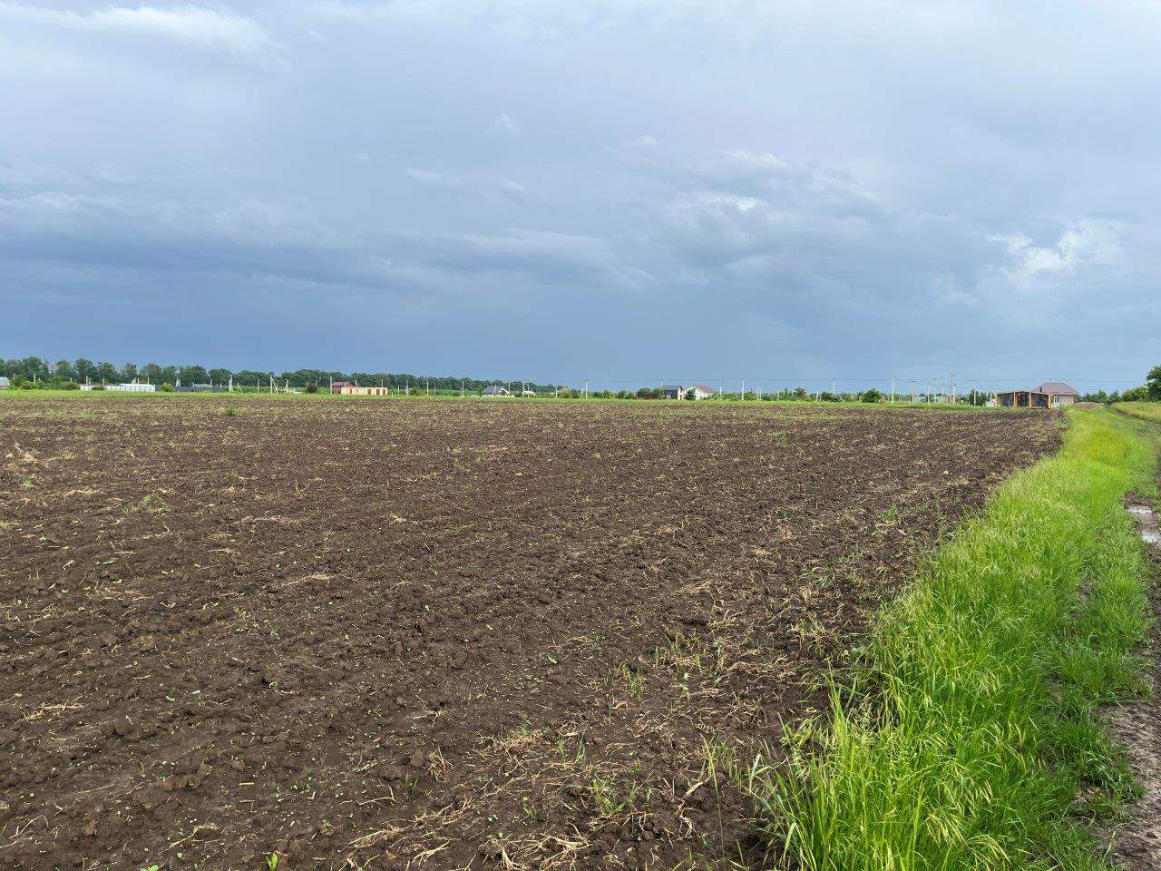 Продам земельный участок 48929 м.кв.