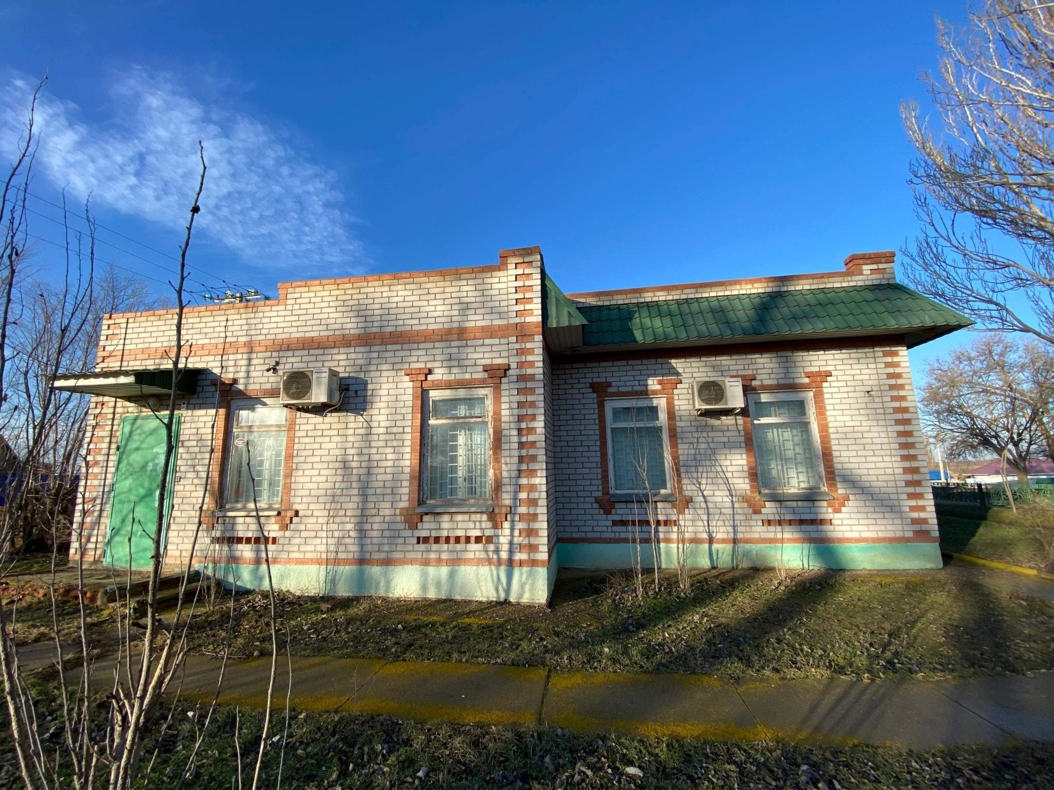 Сдам в аренду торговое помещение 134.2 м.кв.