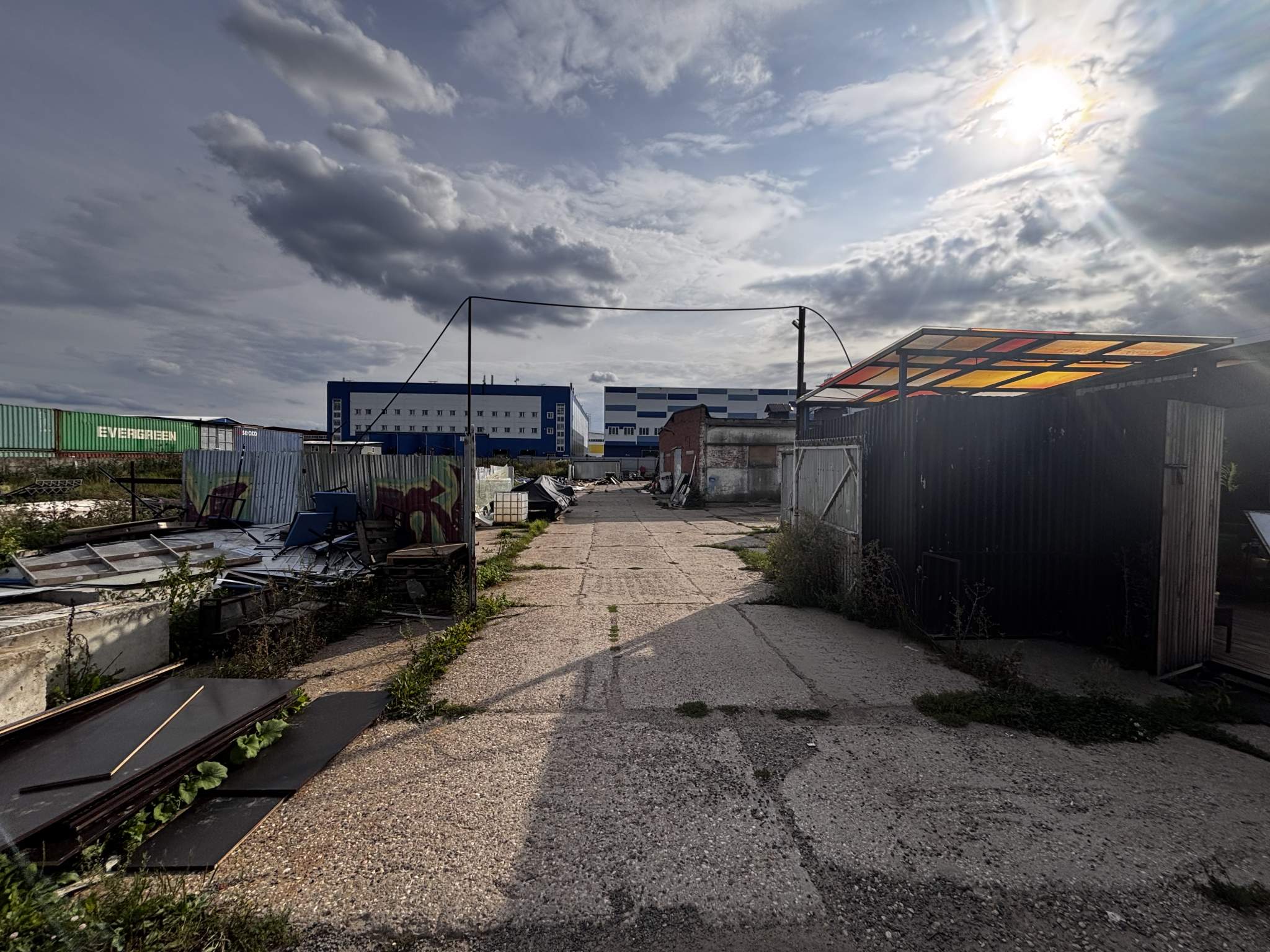 Сдам в аренду земельный участок 650 м.кв.