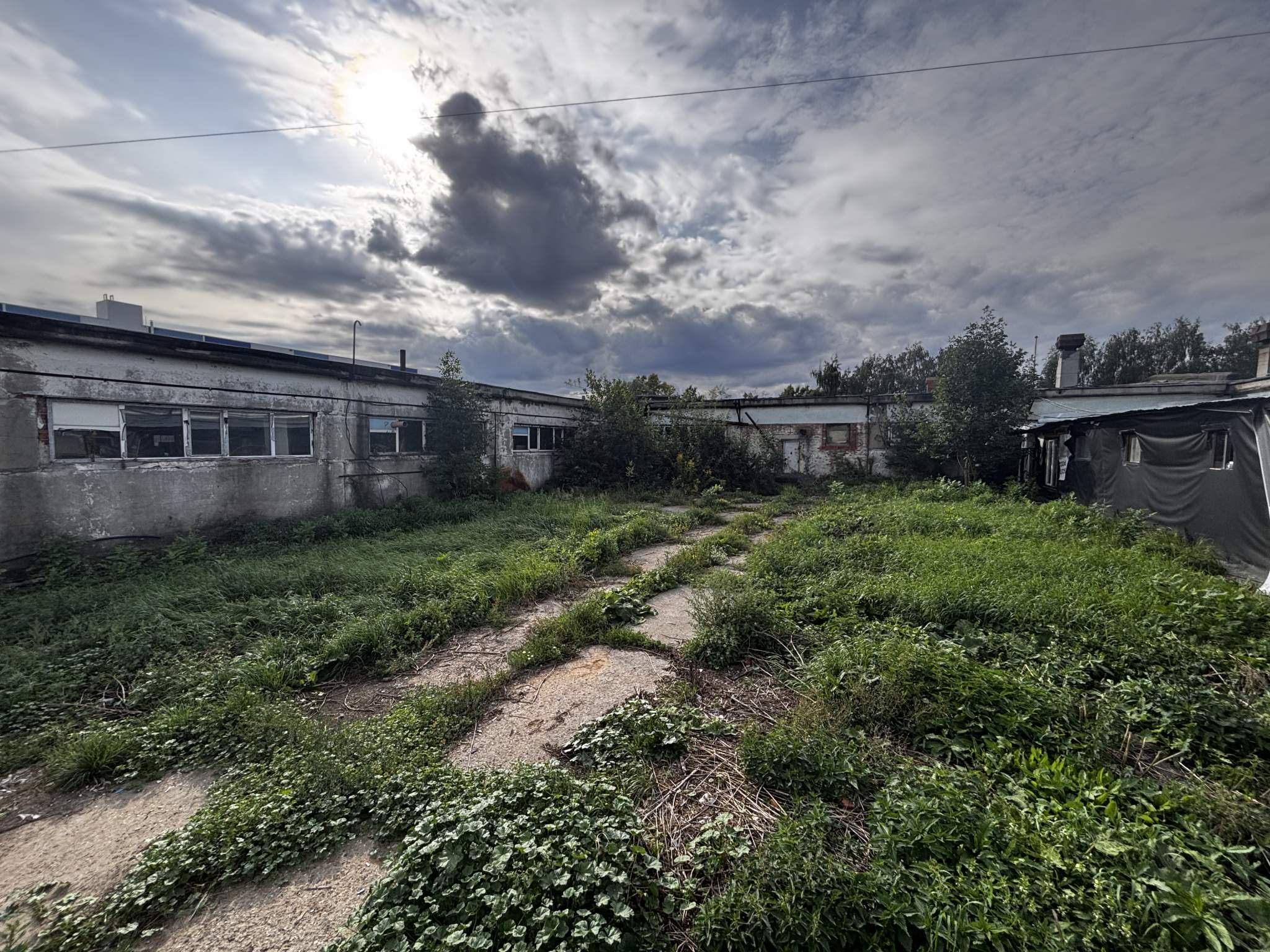 Сдам в аренду земельный участок 650 м.кв.