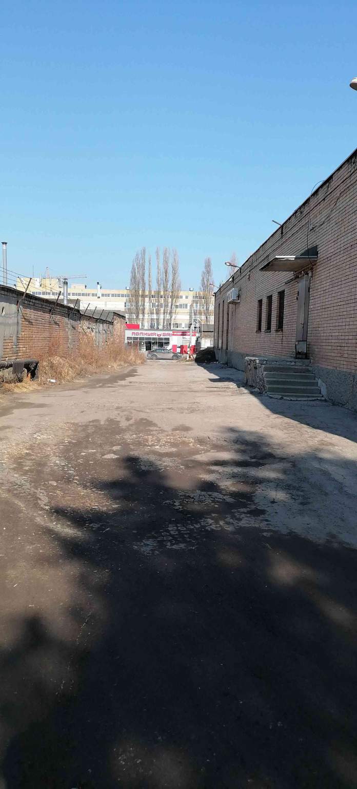 Продам торговое помещение 2184.9 м.кв.