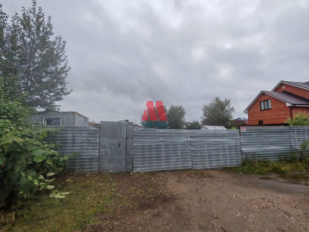 Продам земельный участок 950 м.кв.