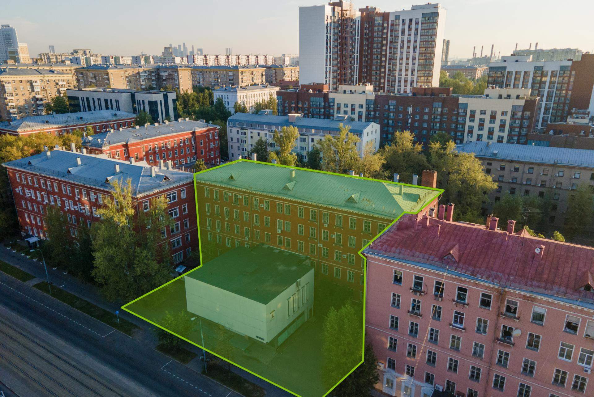 Продам торговое помещение 5278.2 м.кв.
