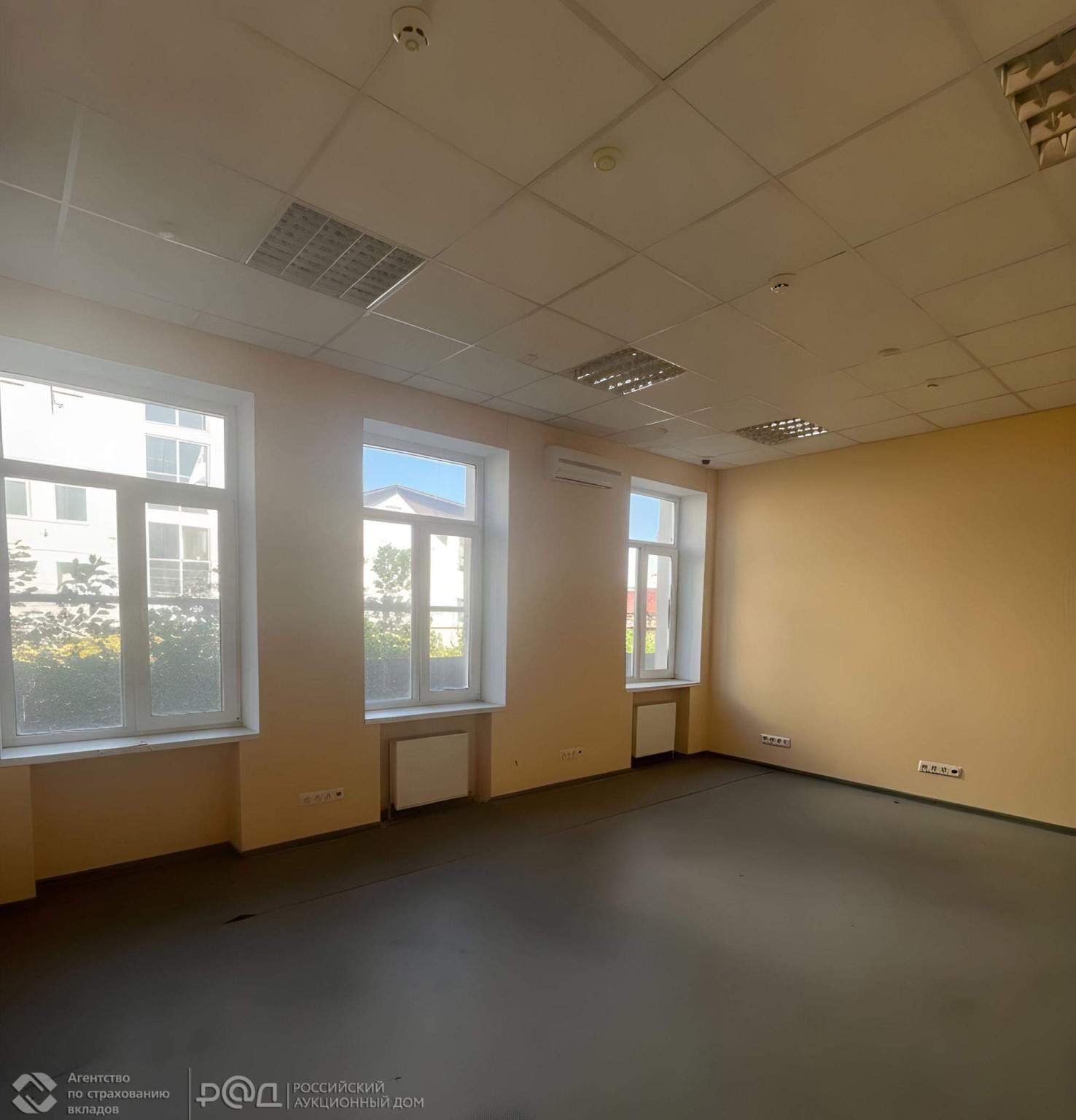 Продам офис 246.5 м.кв.