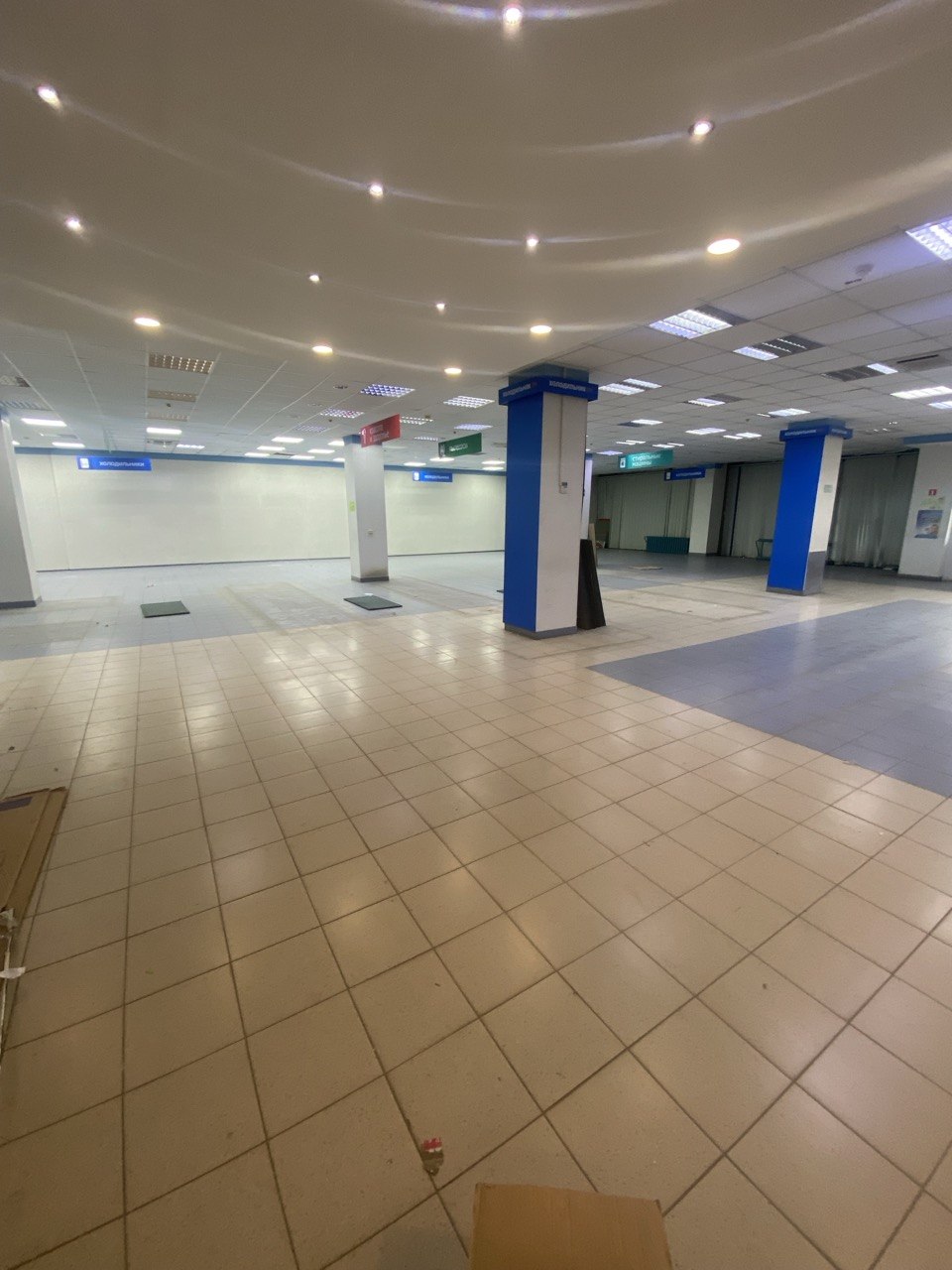 Продам торговое помещение 2184.9 м.кв.