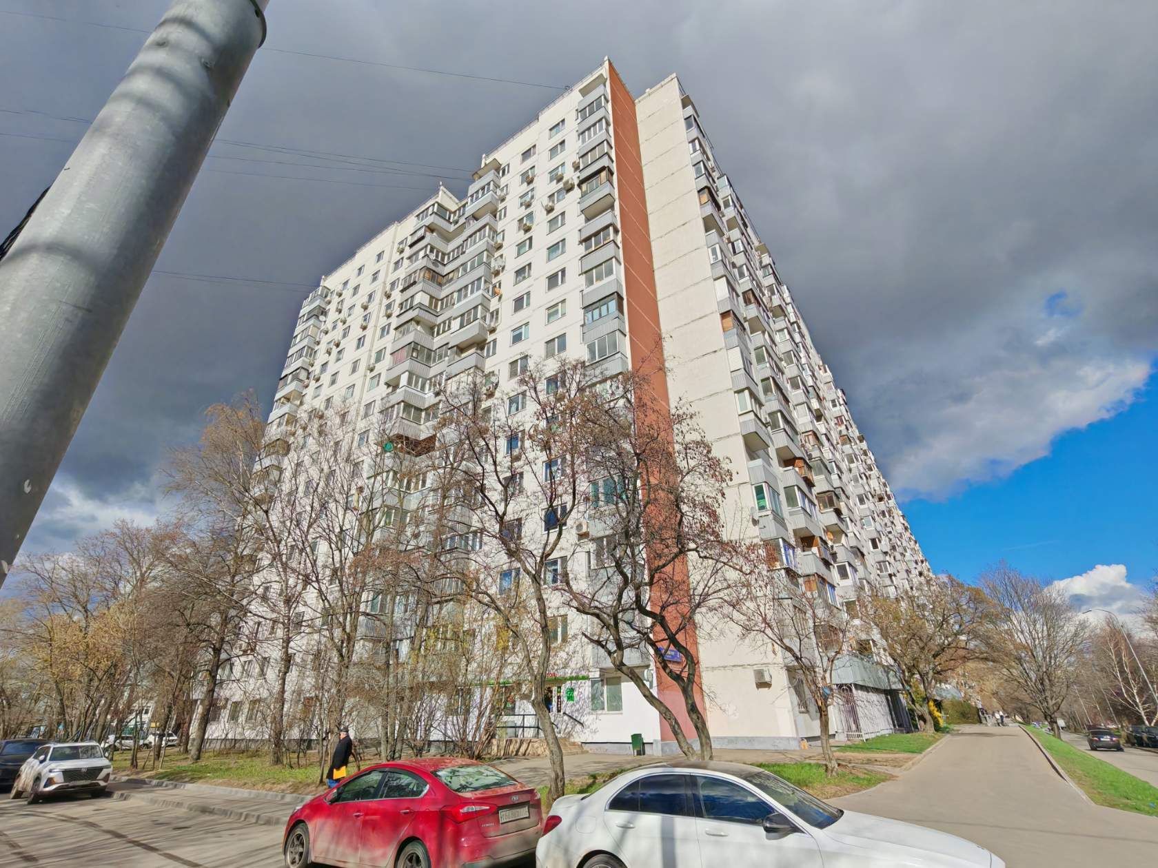 Продам офис 468.9 м.кв.