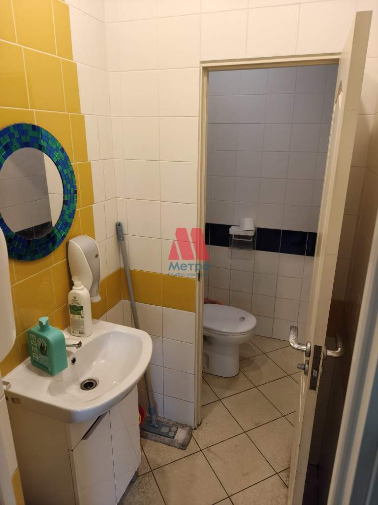 Сдам в аренду помещение свободного назначения 138 м.кв.