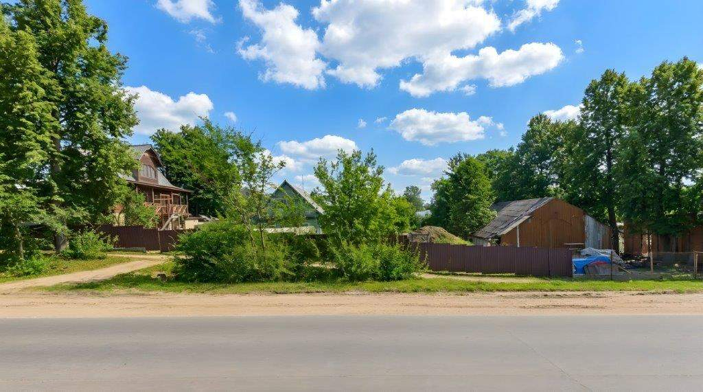 Продам торговое помещение 390.6 м.кв.