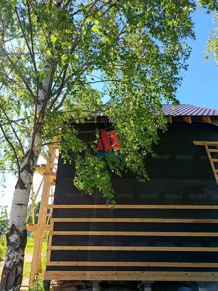 Продам земельный участок 1400 м.кв.