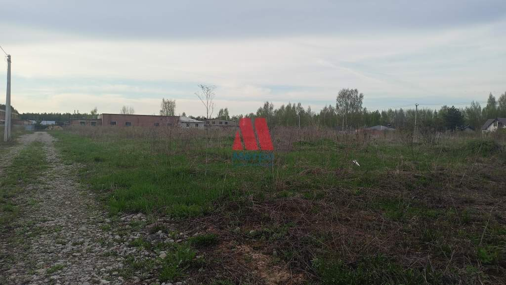 Продам земельный участок 1000 м.кв.