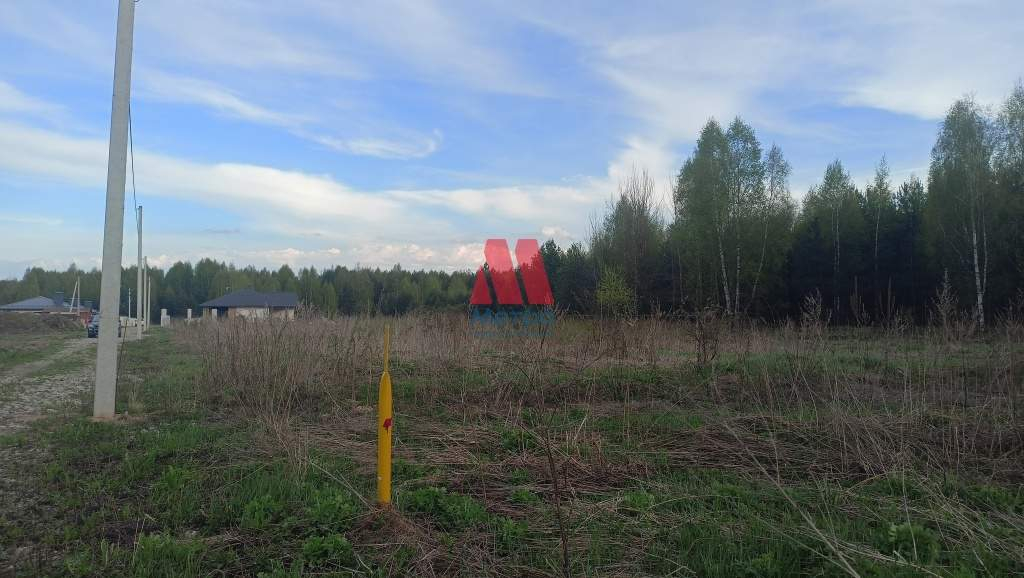 Продам земельный участок 1000 м.кв.