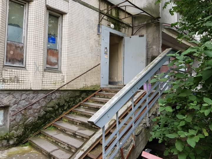 Продам офис 15.7 м.кв.