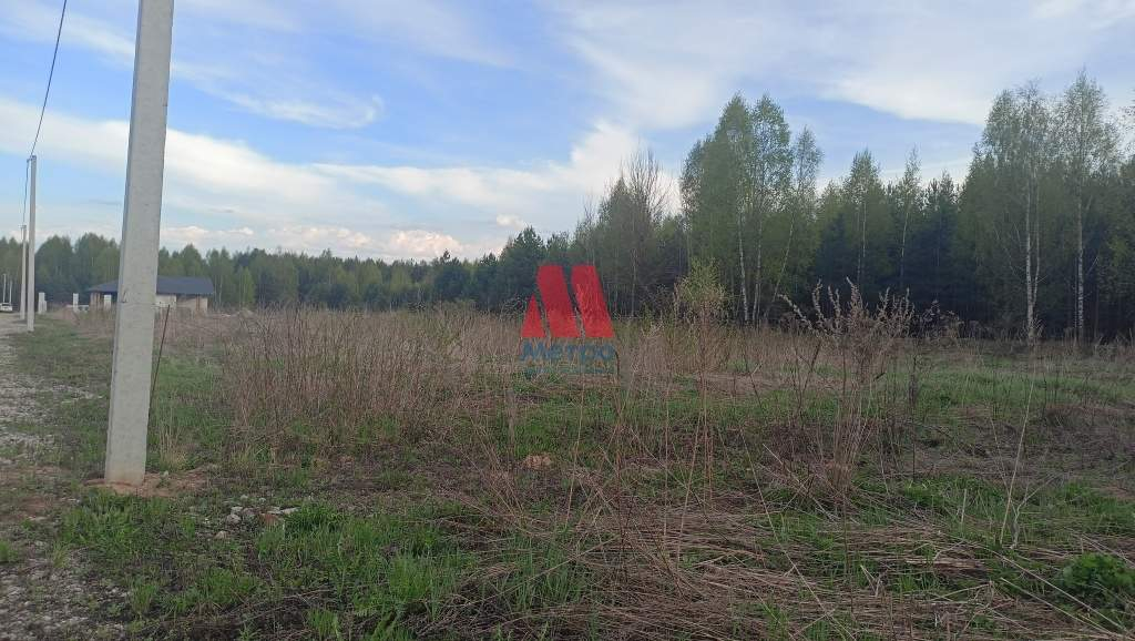 Продам земельный участок 1000 м.кв.