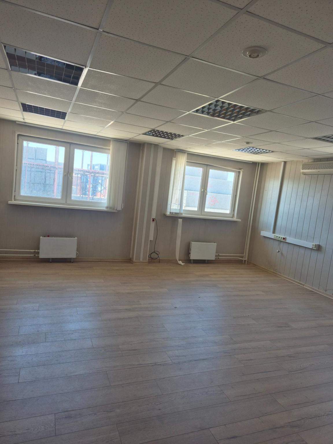 Сдам в аренду офис 100 м.кв.