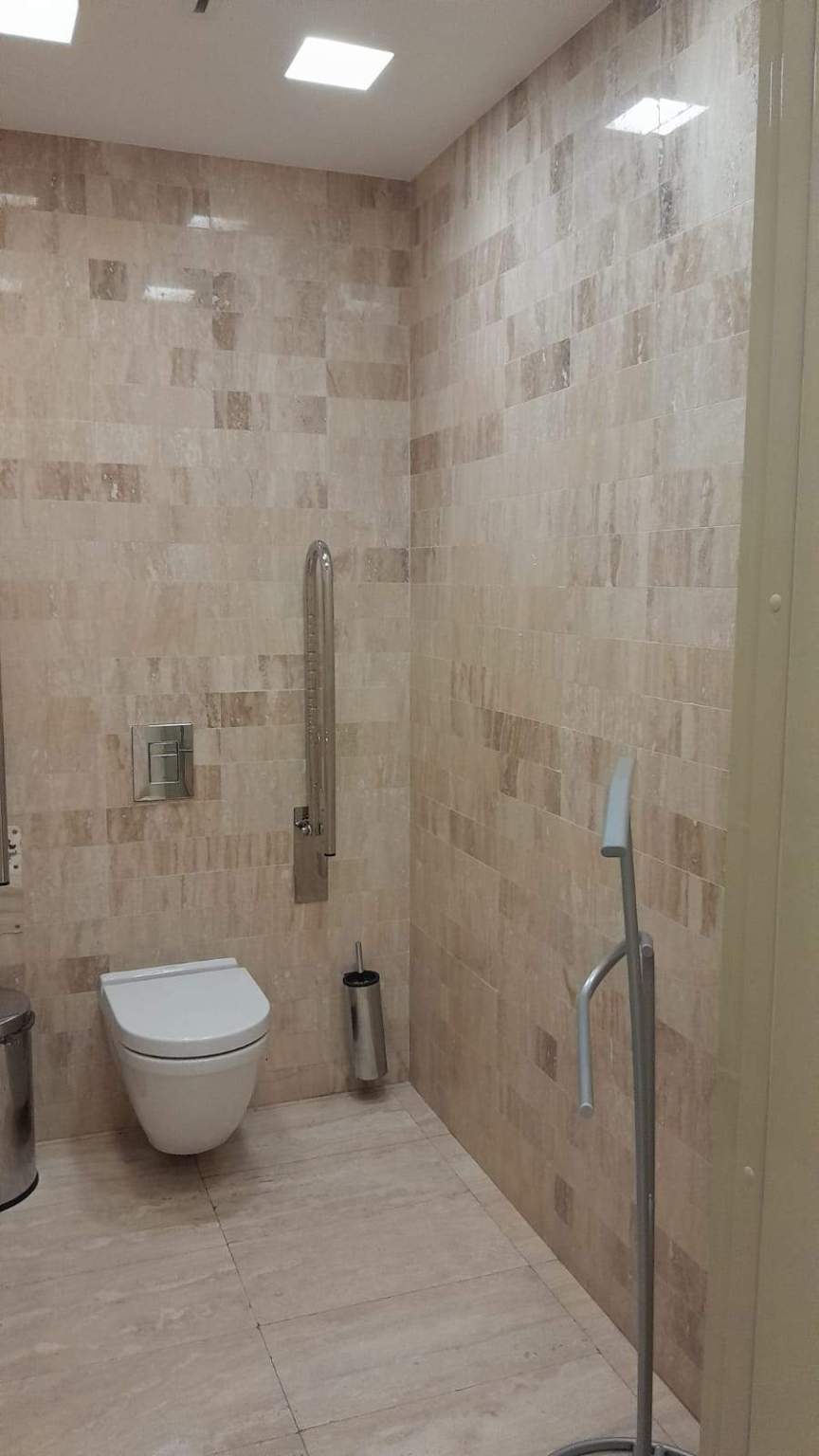 Сдам в аренду офис 217.6 м.кв.