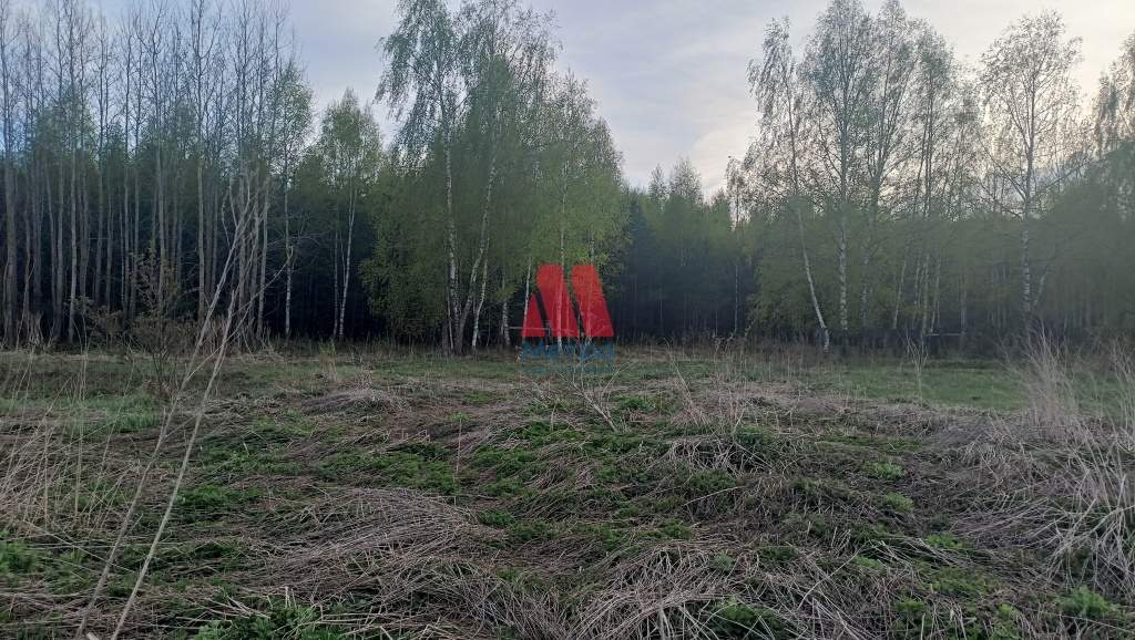 Продам земельный участок 1000 м.кв.