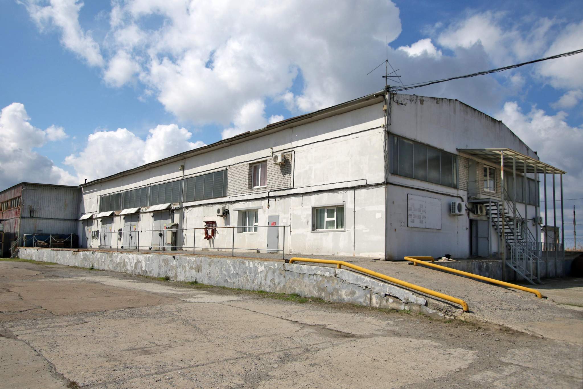 Продам торговое помещение 15501.7 м.кв.