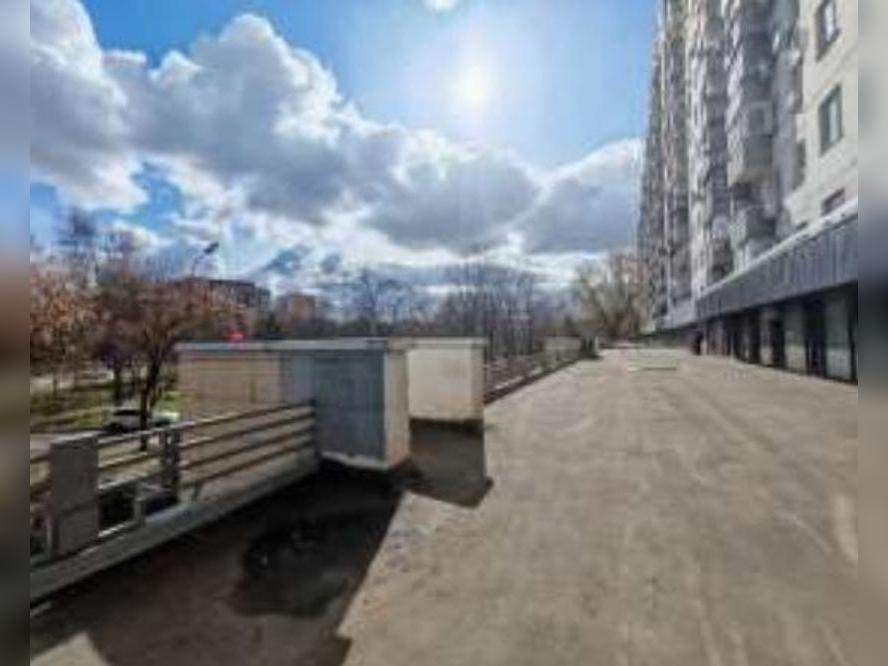 Продам магазин 468.9 м.кв.