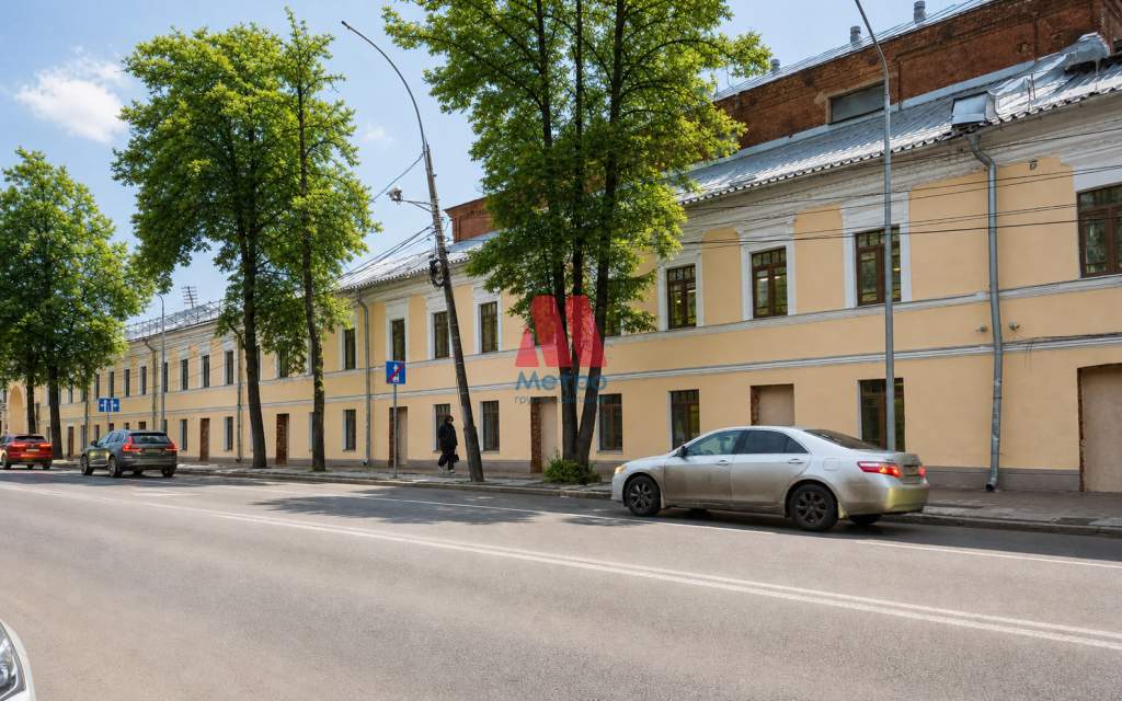 Сдам в аренду магазин 430 м.кв.