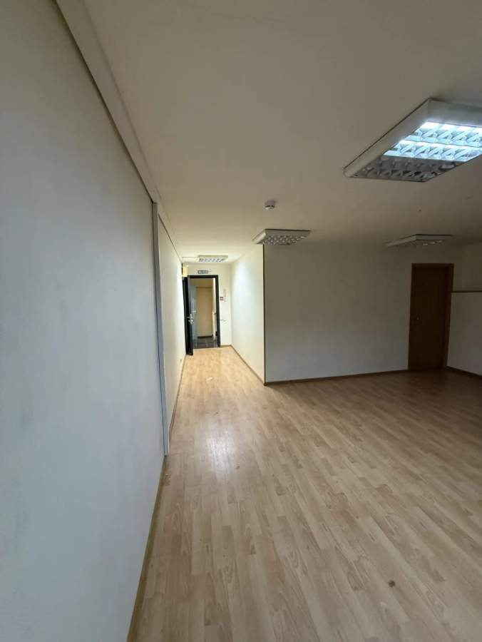 Сдам в аренду офис 73.8 м.кв.