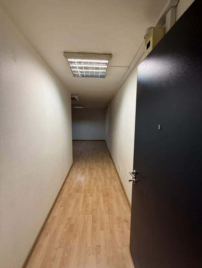Сдам в аренду офис 73.8 м.кв.