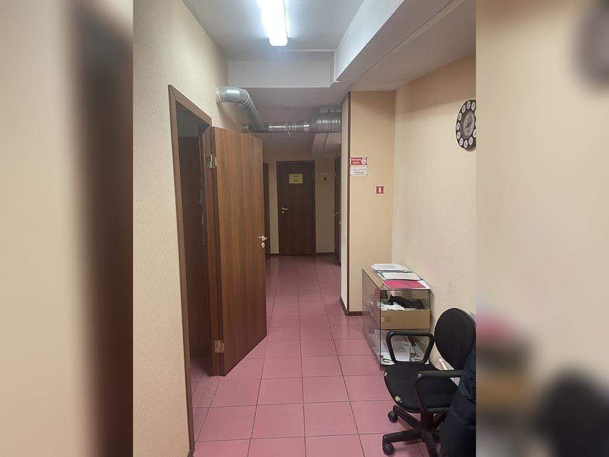 Продам склад 398.8 м.кв.