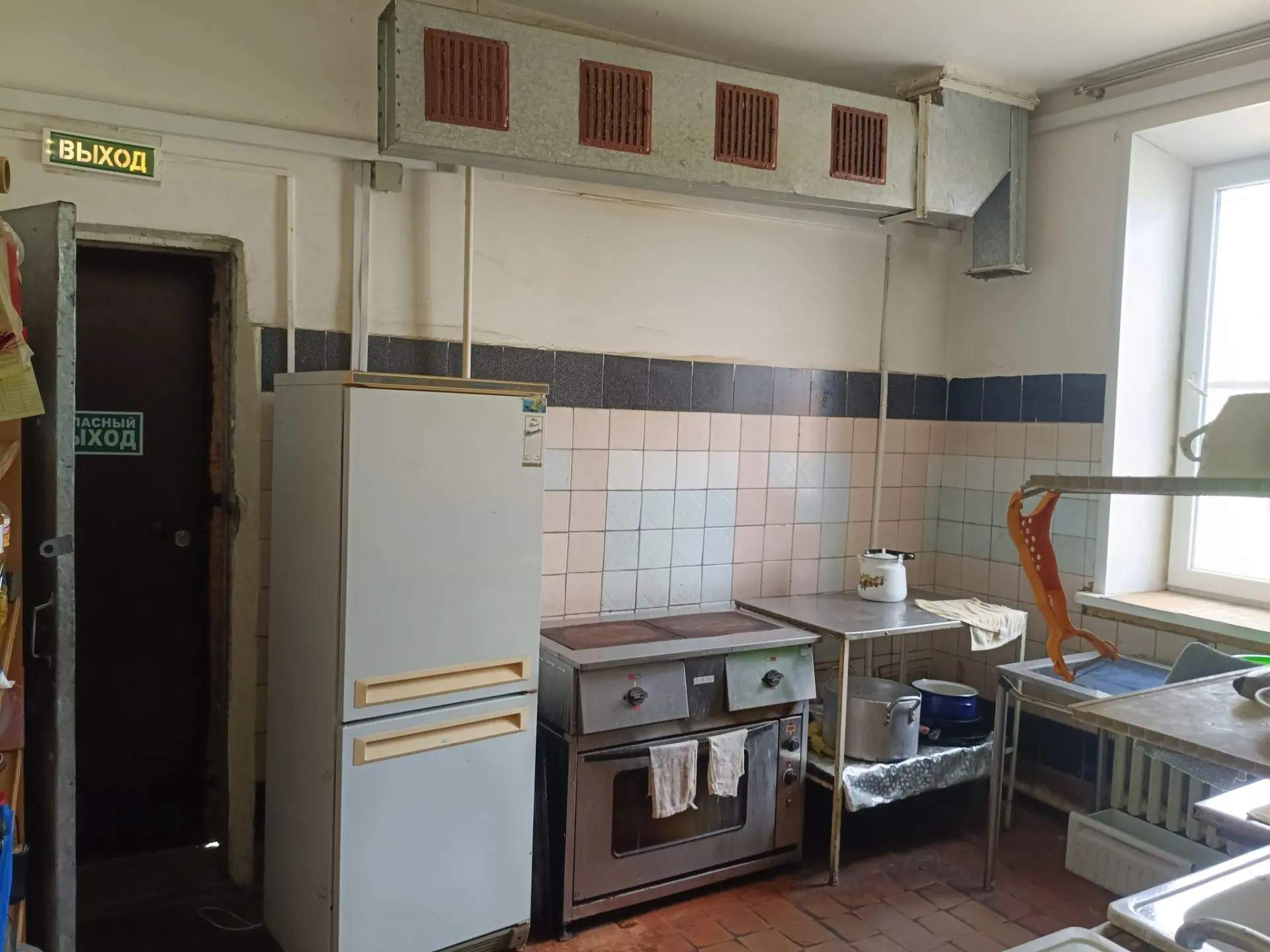 Сдам в аренду офис 45.6 м.кв.