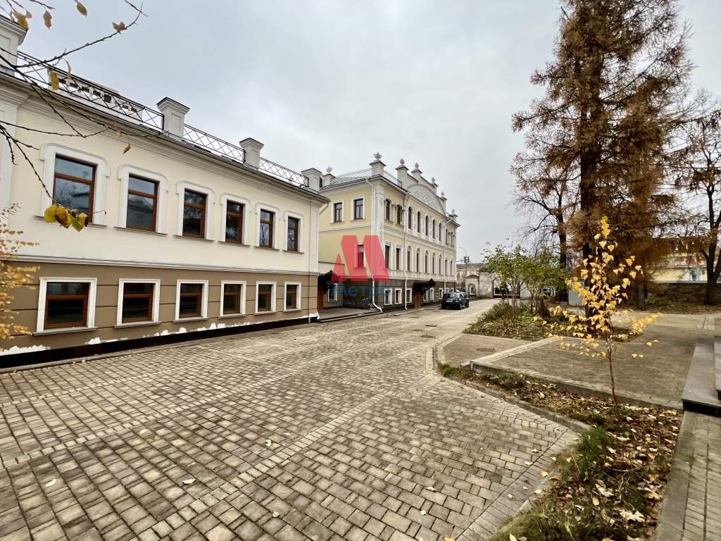 Продам торговое помещение 3500 м.кв.