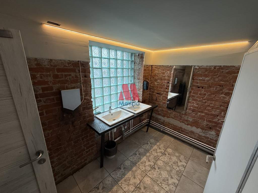 Сдам в аренду офис 360 м.кв.