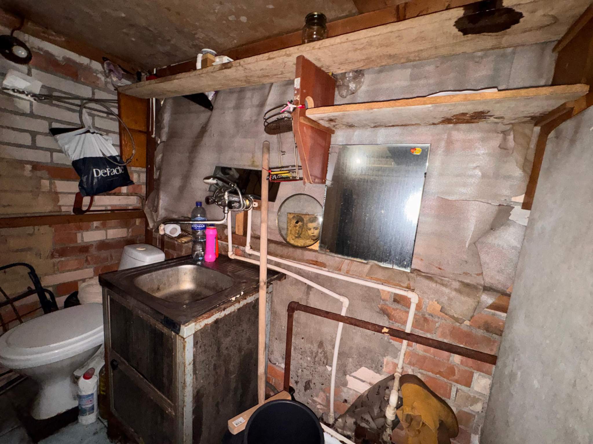 Продам офис 11.7 м.кв.