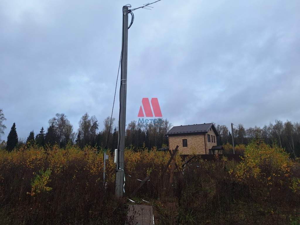 Продам земельный участок 1500 м.кв.