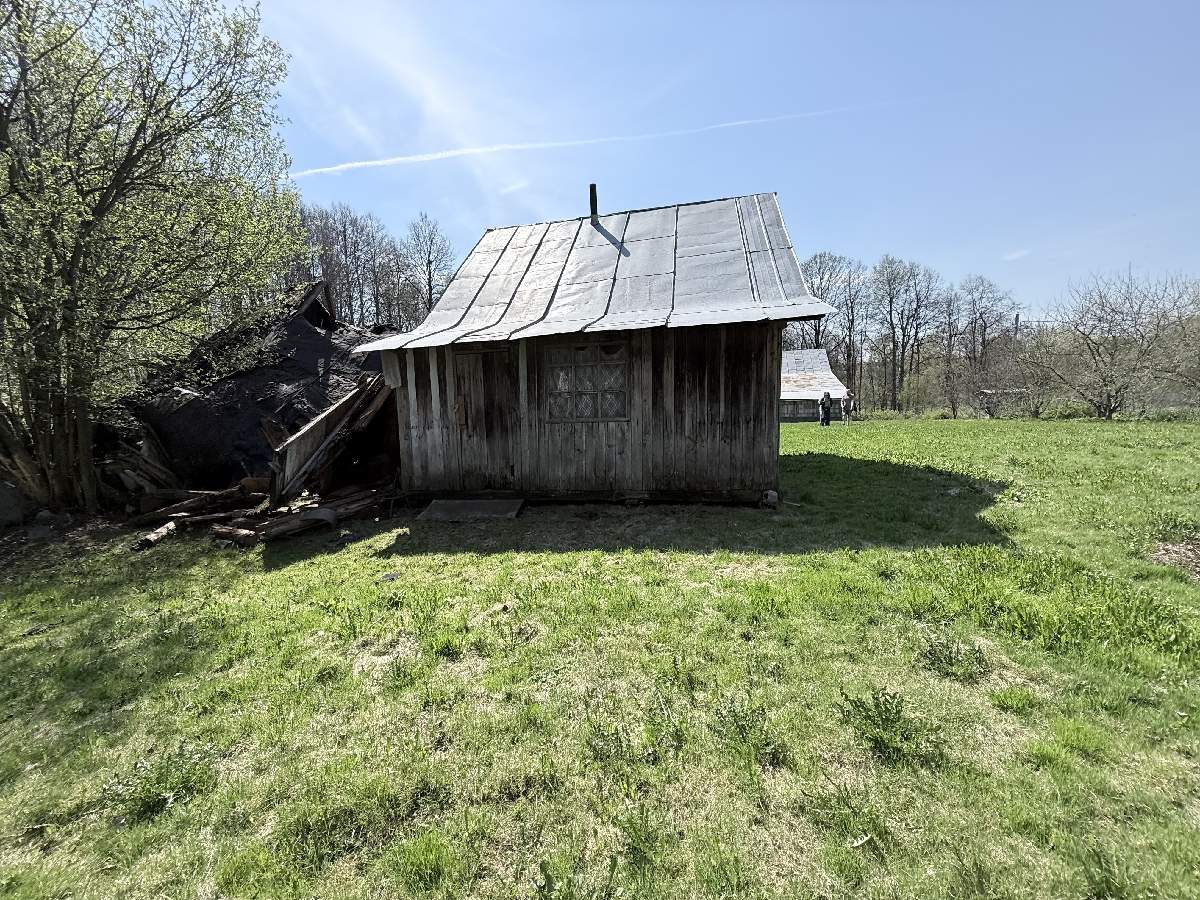 Продам земельный участок 1840 м.кв.