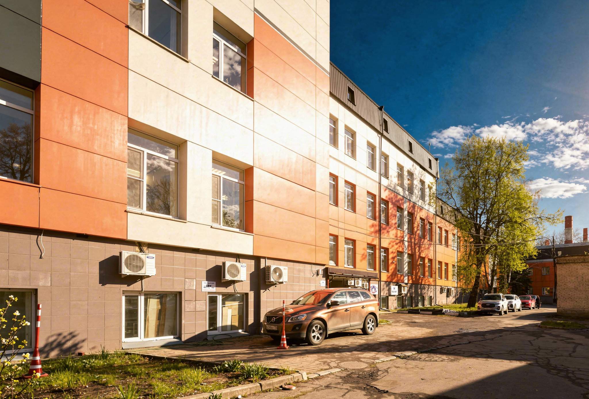 Продам торговое помещение 10315.7 м.кв.