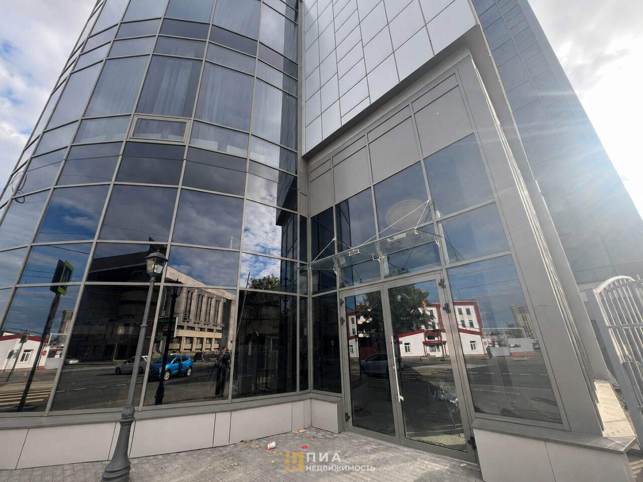Сдам в аренду помещение свободного назначения 91.3 м.кв.