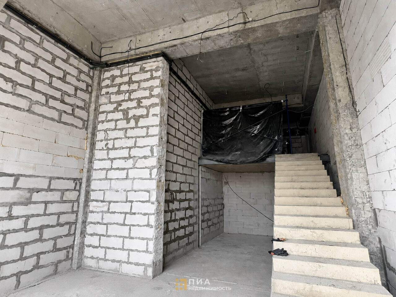 Сдам в аренду помещение свободного назначения 91.3 м.кв.