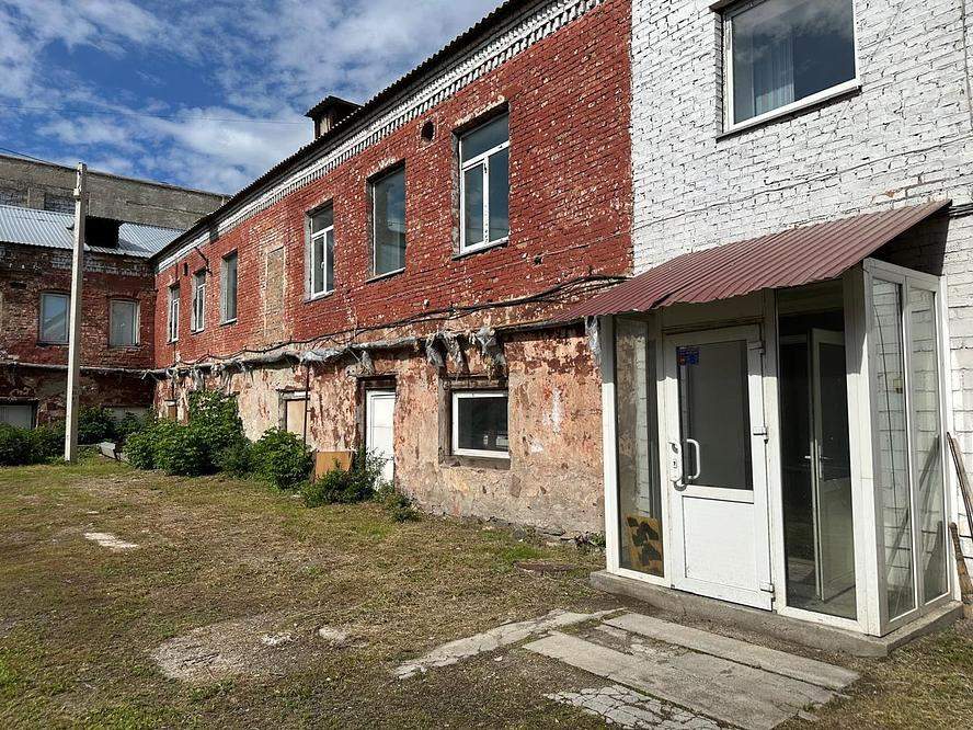 Продам офис 267.8 м.кв.