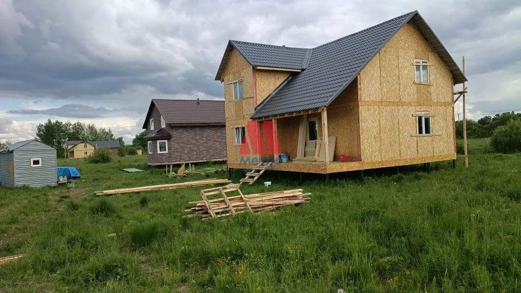 Продам земельный участок 750 м.кв.