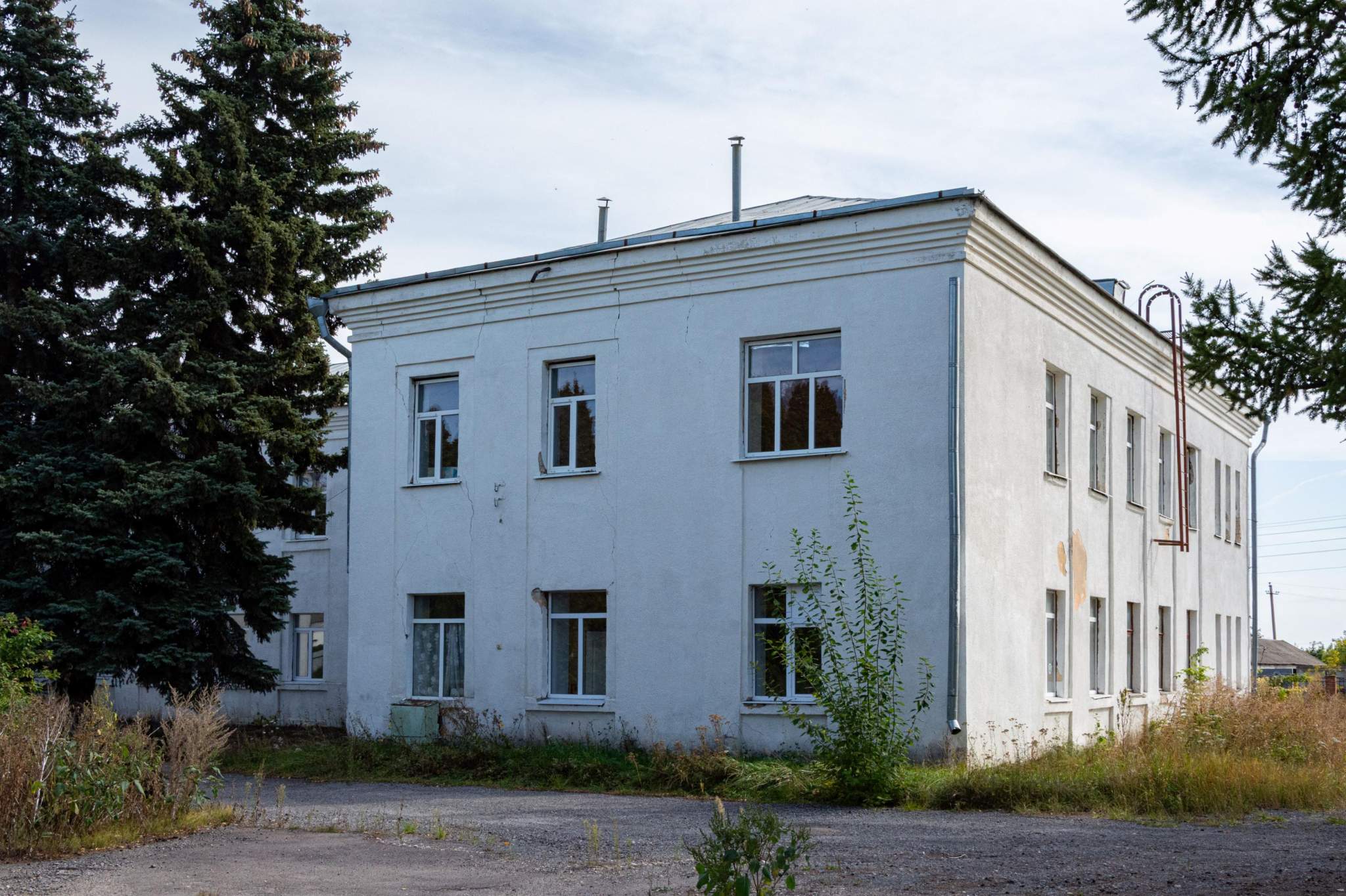 Продам торговое помещение 8304 м.кв.