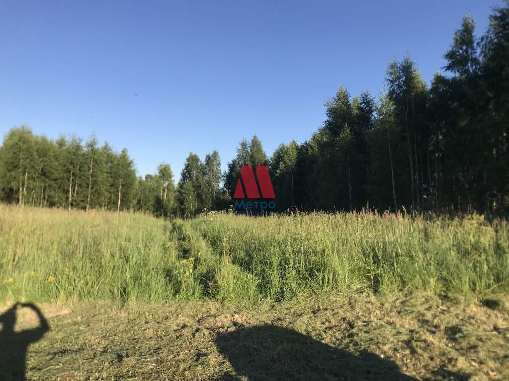 Продам земельный участок 1000 м.кв.